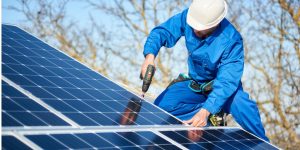 Installation Maintenance Panneaux Solaires Photovoltaïques à Commenchon